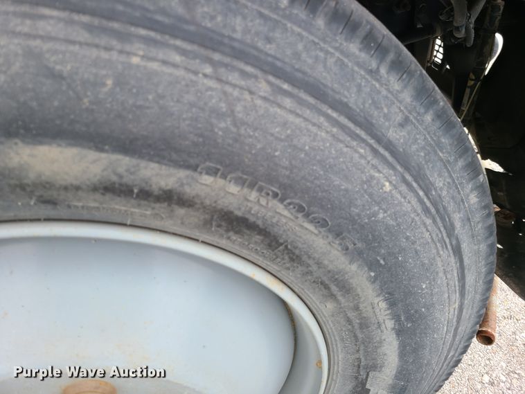 image for item EZ9207 2007 Freightliner M2 106  street sweeper truck