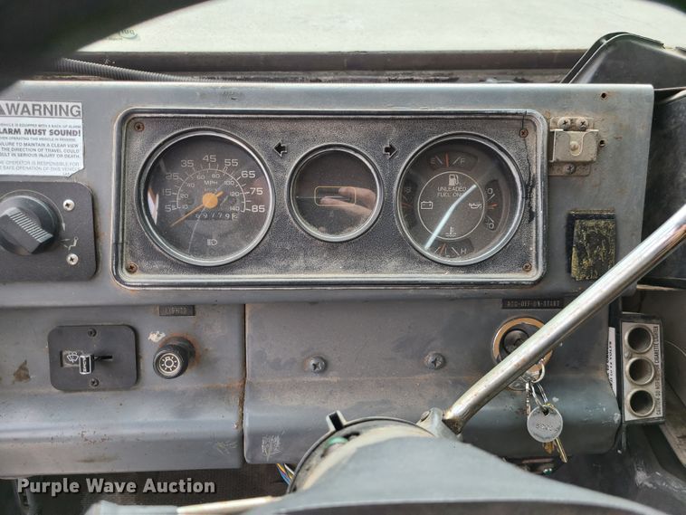 image for item EZ9209 1989 Chevrolet P30  delivery truck