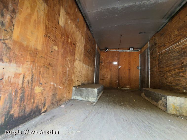 image for item EZ9209 1989 Chevrolet P30  delivery truck