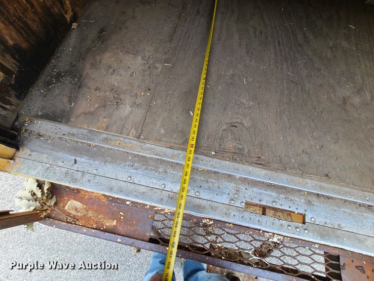 image for item EZ9209 1989 Chevrolet P30  delivery truck