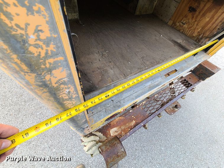 image for item EZ9209 1989 Chevrolet P30  delivery truck