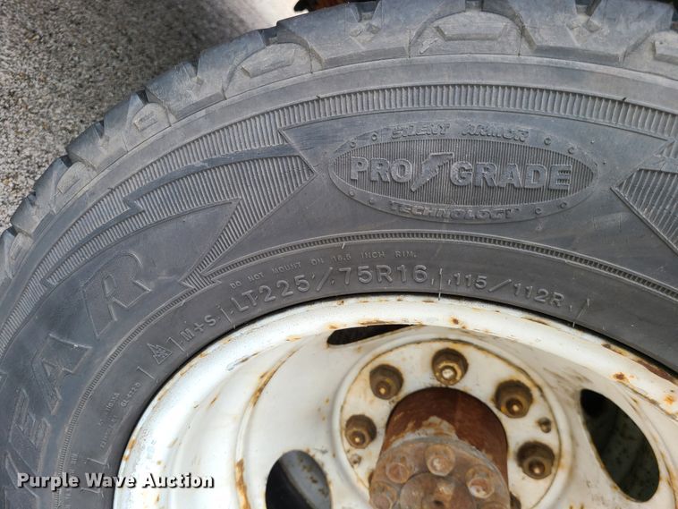 image for item EZ9209 1989 Chevrolet P30  delivery truck