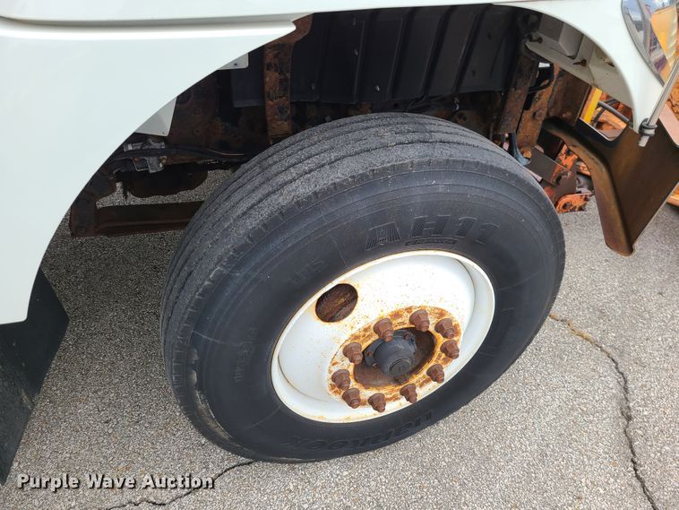 image for item EZ9212 2006 International 7300  dump truck