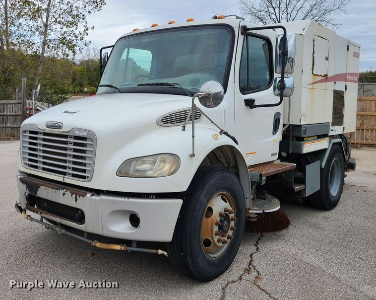 image for item EZ9213 2006 Freightliner Business Class M2 106  street sweeper truck