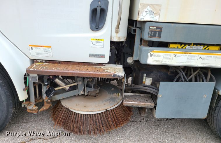 image for item EZ9213 2006 Freightliner Business Class M2 106  street sweeper truck