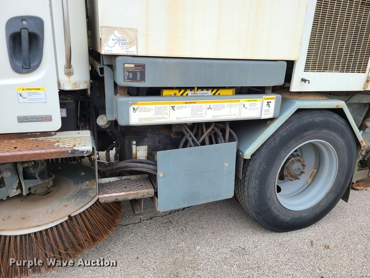 image for item EZ9213 2006 Freightliner Business Class M2 106  street sweeper truck