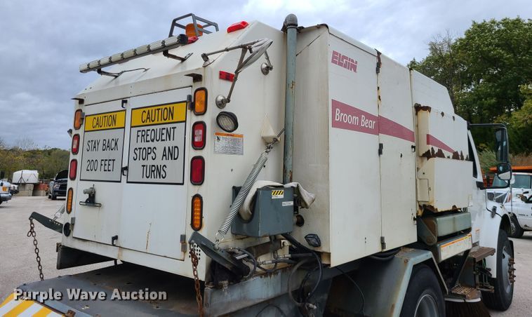 image for item EZ9213 2006 Freightliner Business Class M2 106  street sweeper truck