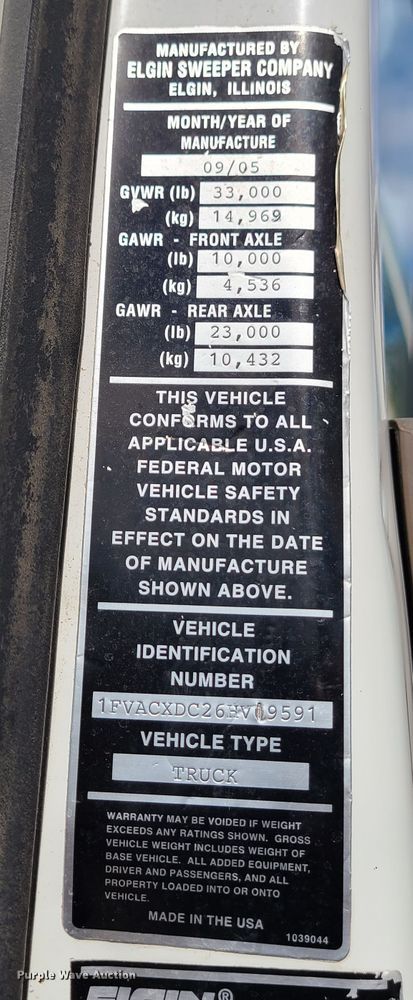 image for item EZ9213 2006 Freightliner Business Class M2 106  street sweeper truck