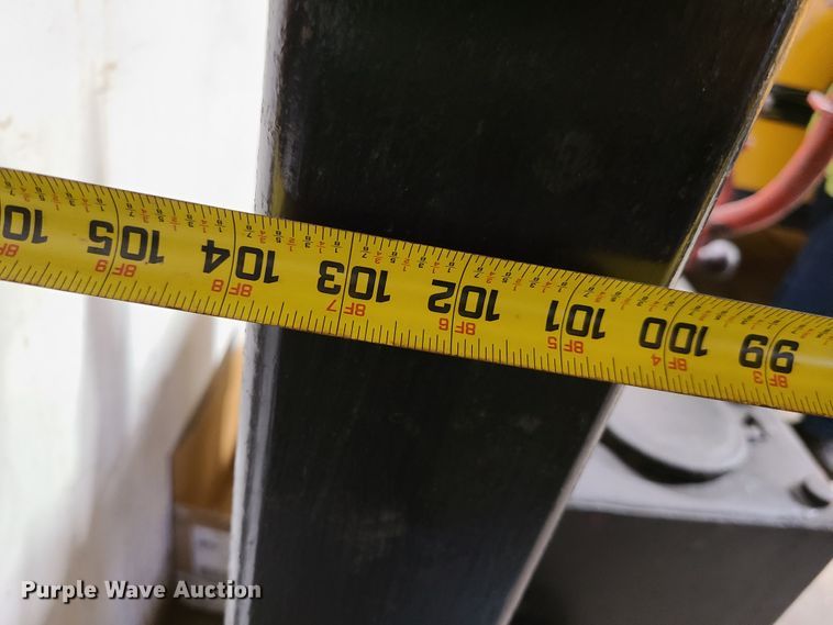 image for item GO9458 Hoist frame