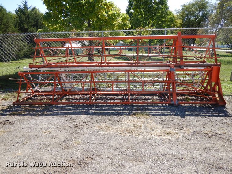 image for item GQ9791 Approximately 140' radio tower