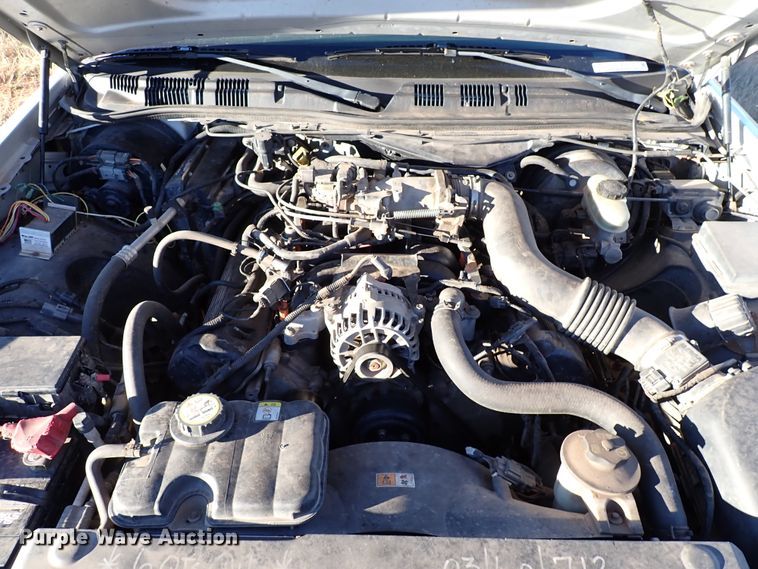 image for item IC9572 2003 Ford Crown Victoria Police Interceptor