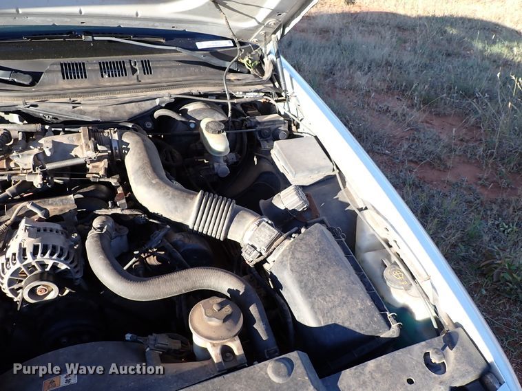 image for item IC9572 2003 Ford Crown Victoria Police Interceptor