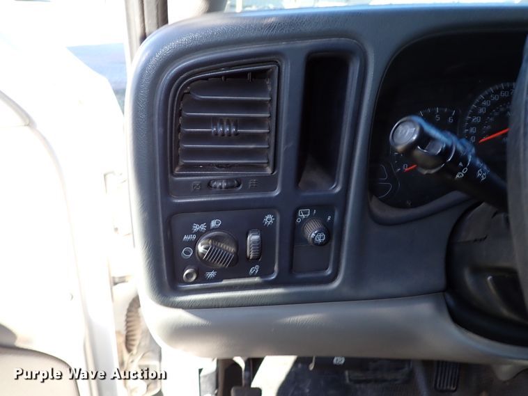 image for item IC9573 2005 Chevrolet Tahoe  SUV