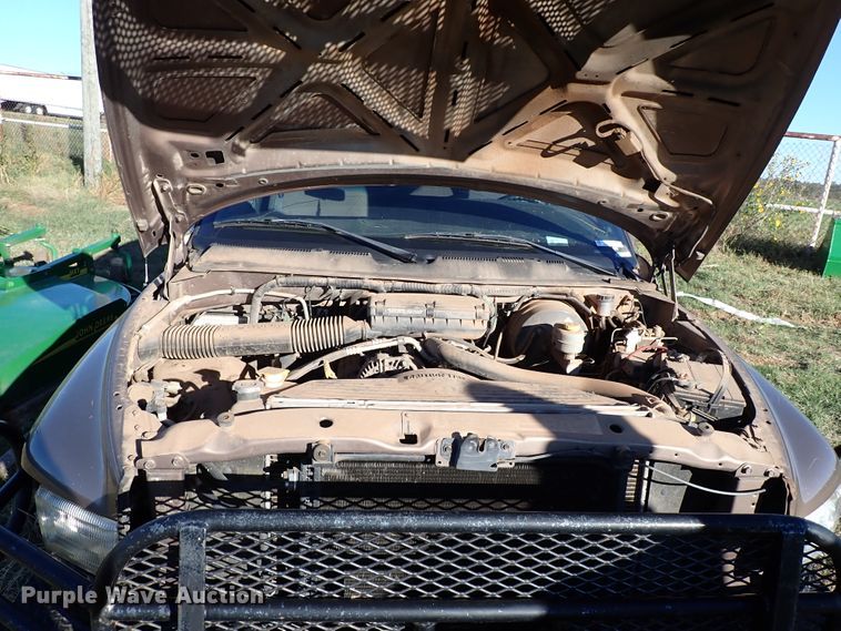 image for item IC9576 2001 Dodge Ram 1500  Club Cab pickup truck