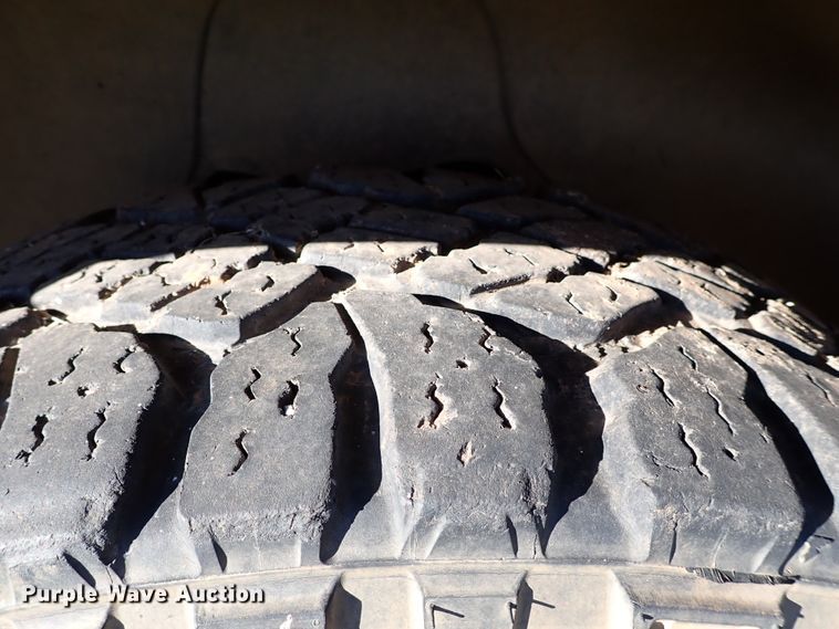 image for item IC9576 2001 Dodge Ram 1500  Club Cab pickup truck