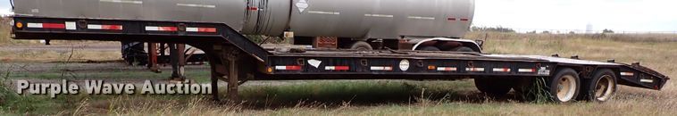 image for item IC9578 2001 Fontaine FLT-7-35HBTW  drop deck equipment trailer