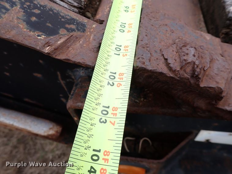 image for item IC9578 2001 Fontaine FLT-7-35HBTW  drop deck equipment trailer