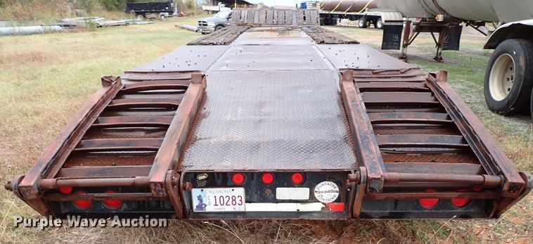 image for item IC9578 2001 Fontaine FLT-7-35HBTW  drop deck equipment trailer