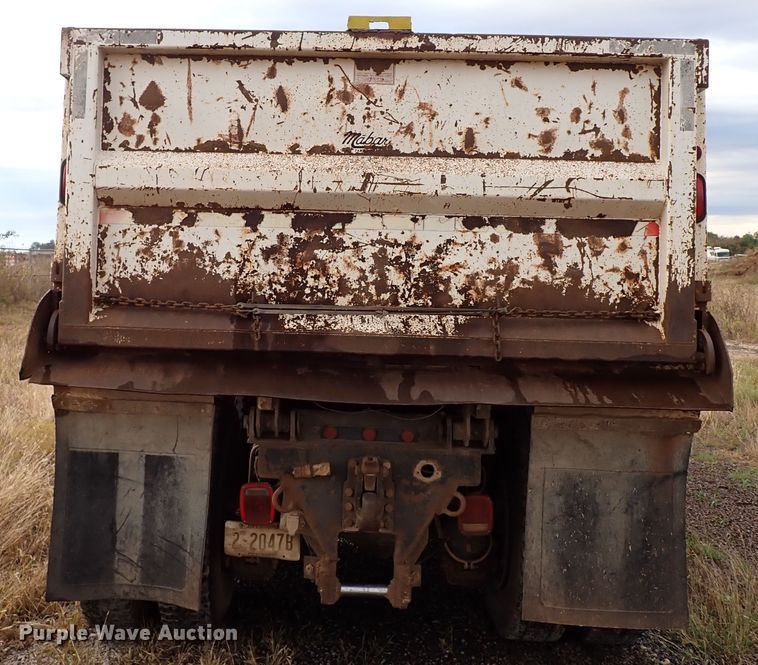 image for item IC9579 1998 Mack CH613  dump truck