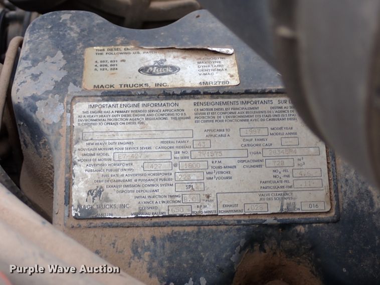 image for item IC9579 1998 Mack CH613  dump truck