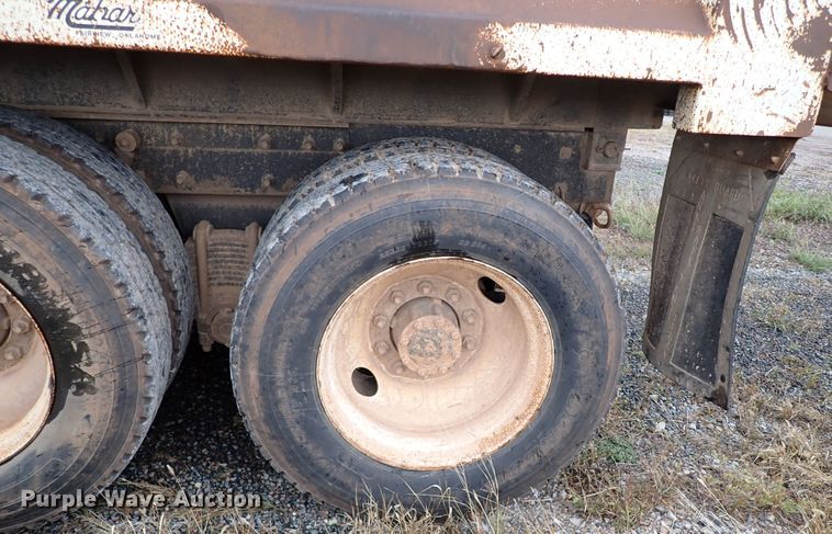 image for item IC9579 1998 Mack CH613  dump truck