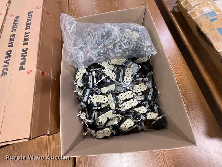 image for item II9434 Office supplies