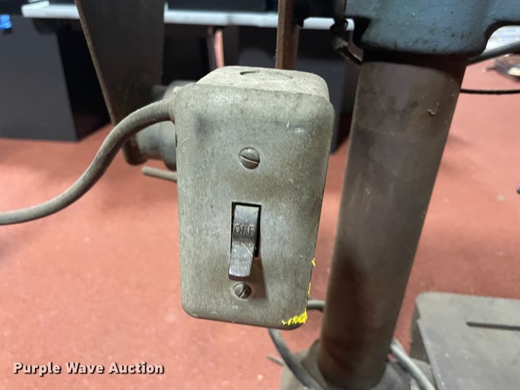 image for item II9437 Boice-Crane 2752  drill press