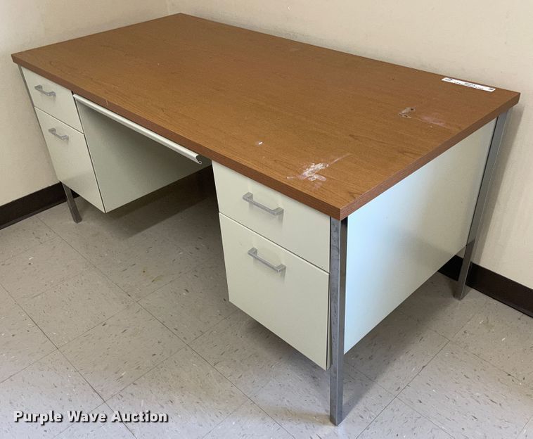 image for item II9451 Desk