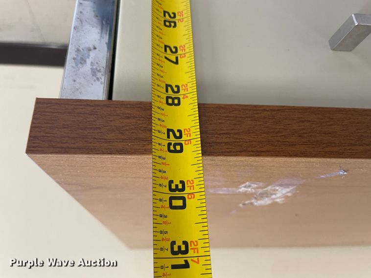 image for item II9451 Desk