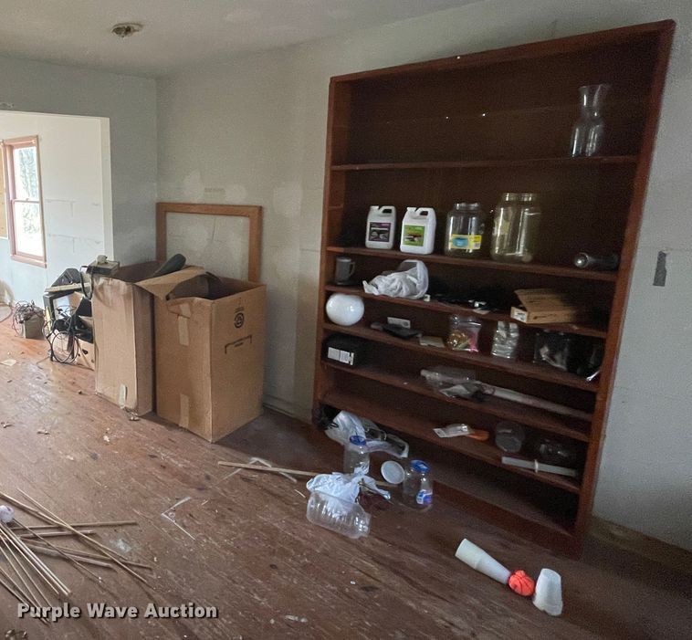 image for item II9452 Office supplies