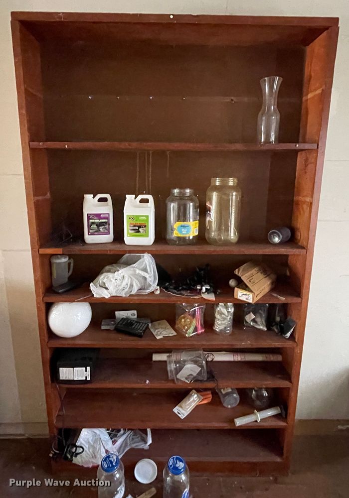 image for item II9452 Office supplies