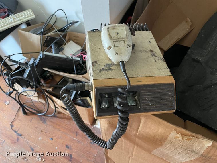 image for item II9452 Office supplies