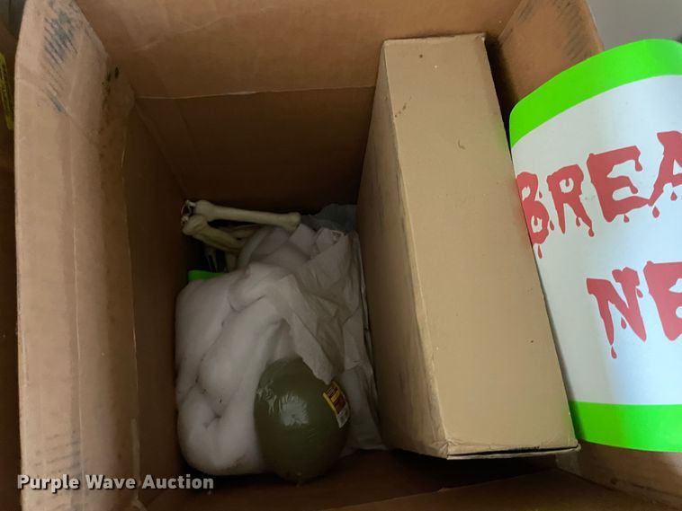 image for item II9452 Office supplies