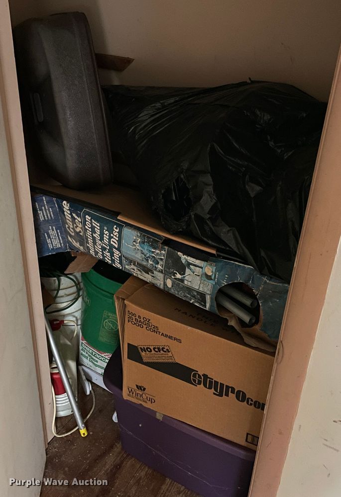 image for item II9452 Office supplies