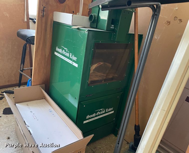 image for item II9453 Office supplies