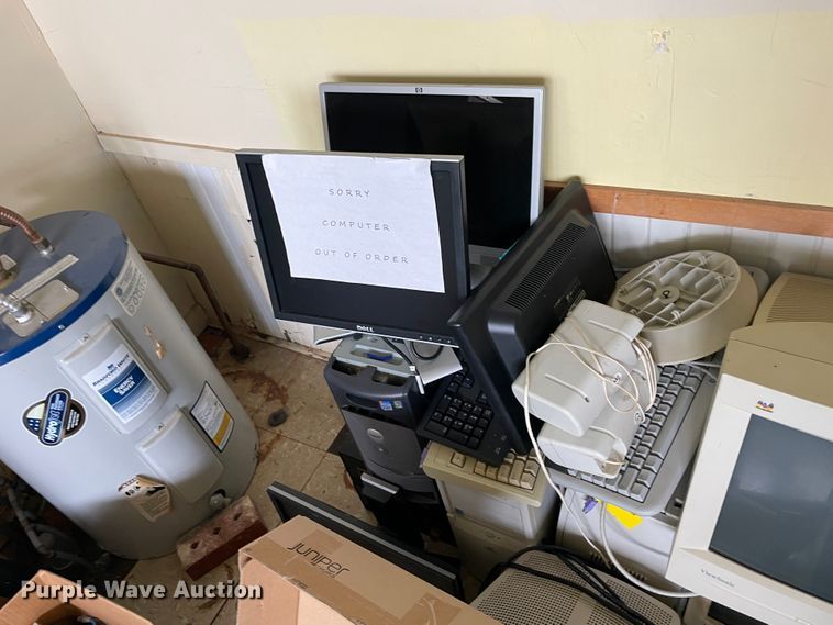 image for item II9453 Office supplies