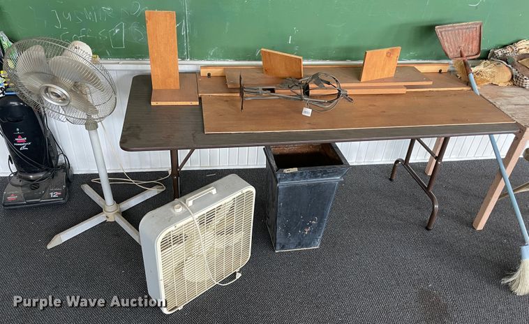 image for item II9454 Office supplies