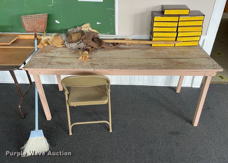 image for item II9454 Office supplies