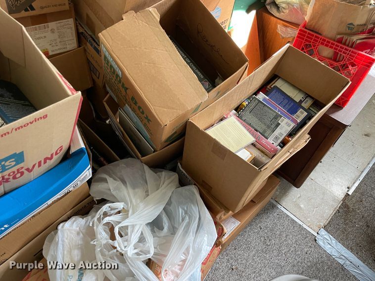 image for item II9463 Office supplies