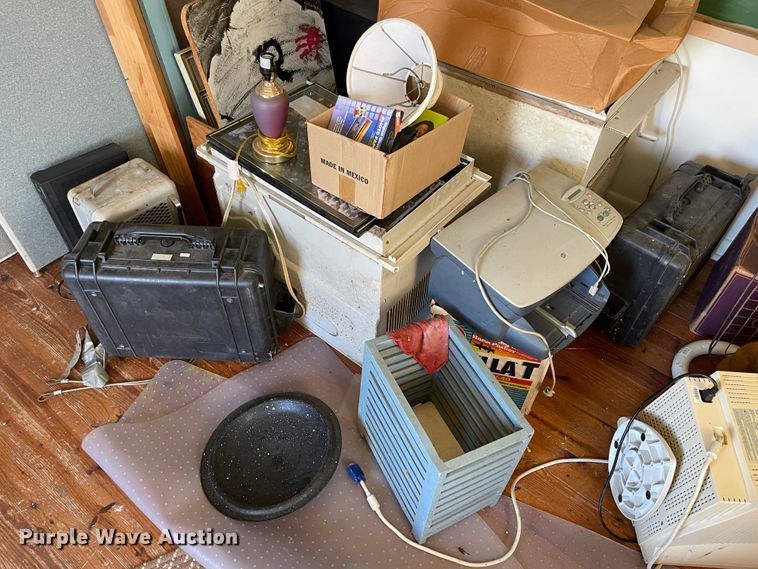 image for item II9464 Office supplies