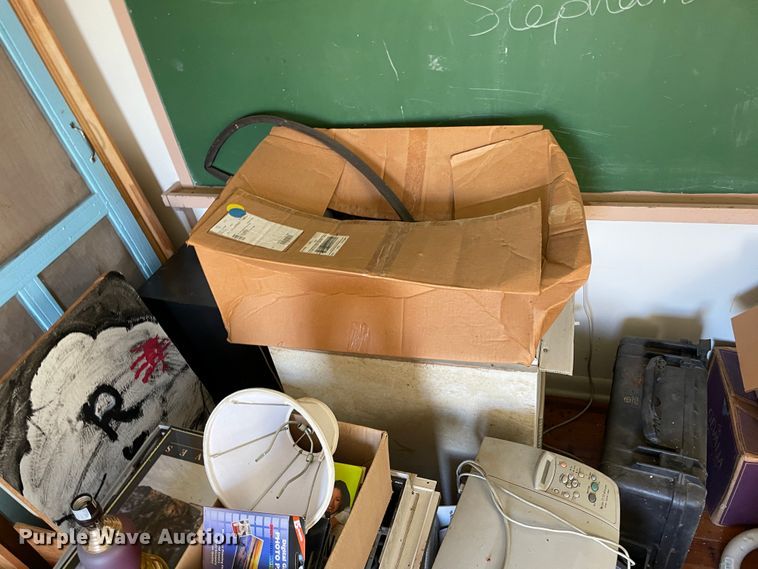 image for item II9464 Office supplies