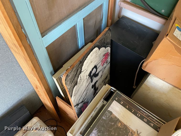 image for item II9464 Office supplies