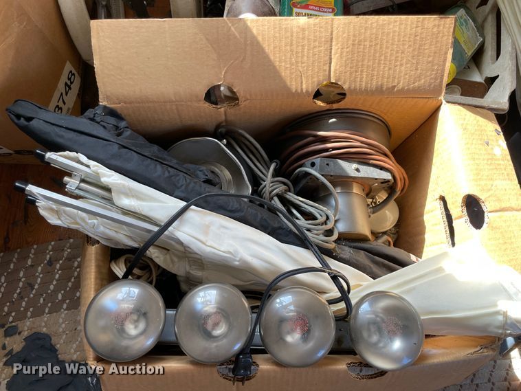 image for item II9464 Office supplies