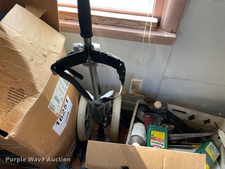 image for item II9464 Office supplies