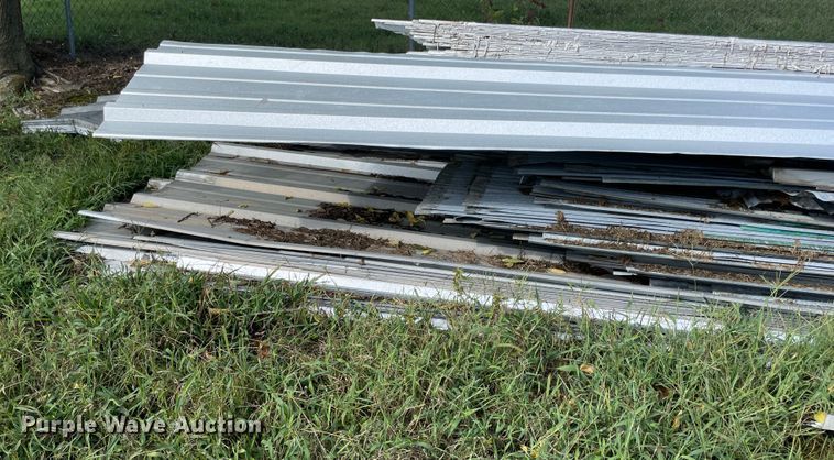 image for item II9465 Metal roofing
