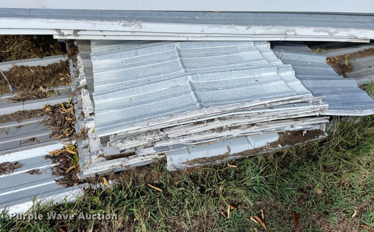image for item II9465 Metal roofing