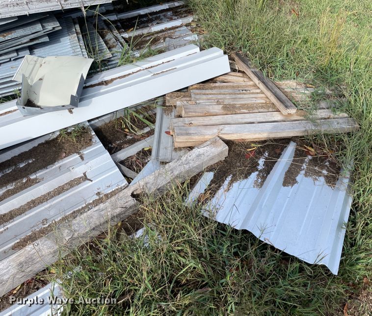 image for item II9465 Metal roofing