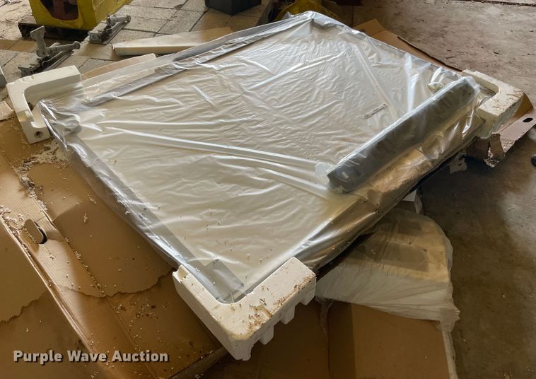 image for item II9485 Smart Technologies SB680  smartboard