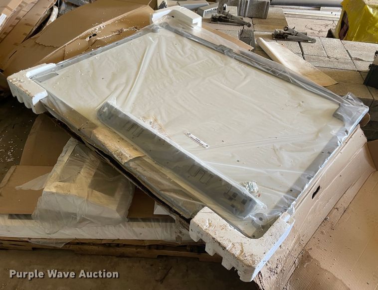 image for item II9485 Smart Technologies SB680  smartboard