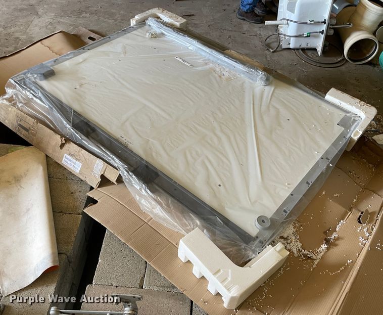 image for item II9485 Smart Technologies SB680  smartboard